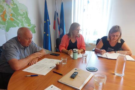 Mirna, 6 redna seja, foto L Uhan - O Mirna (2)